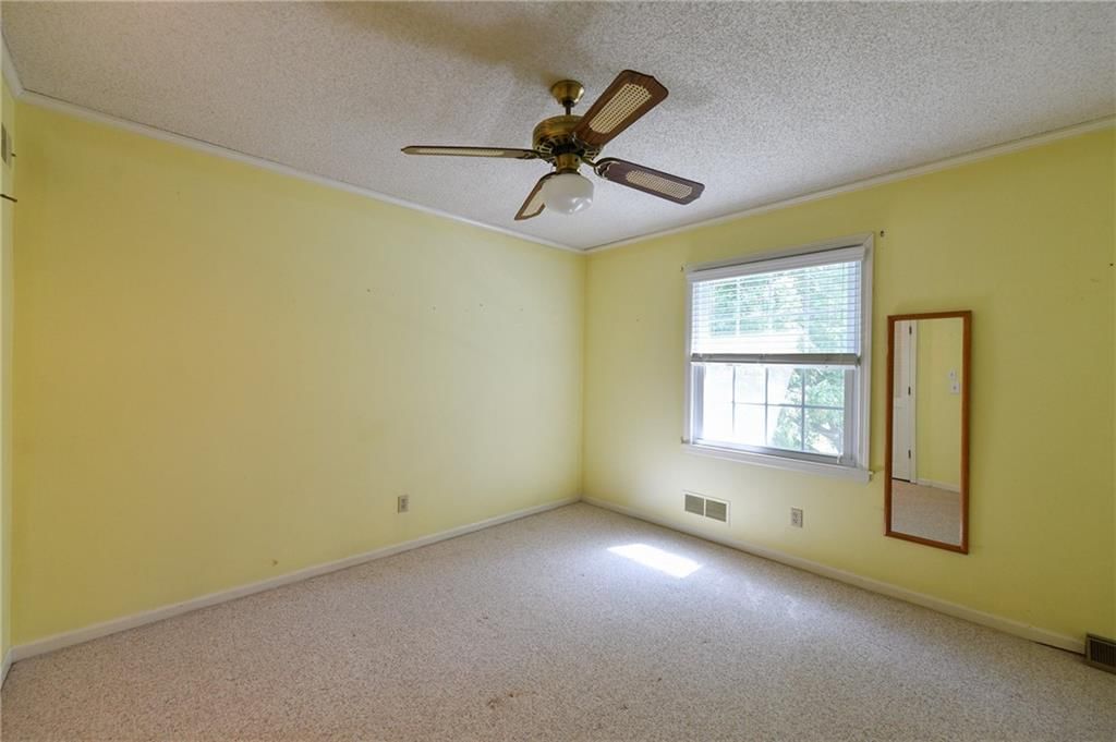 12012 Ensley Lane — photo 29