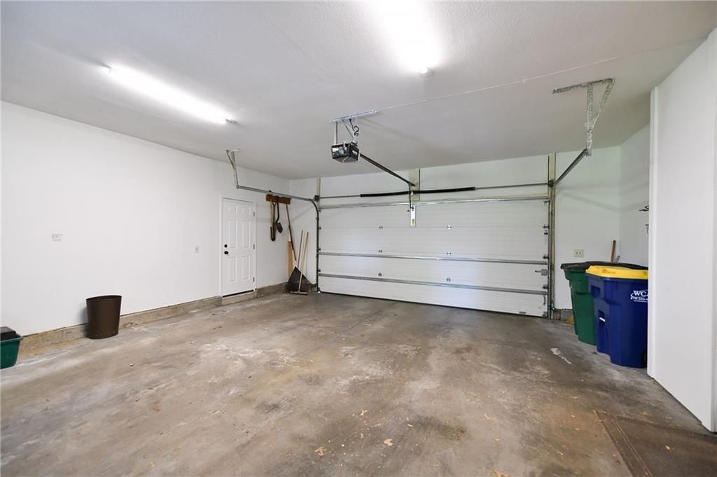 12012 Ensley Lane — photo 37