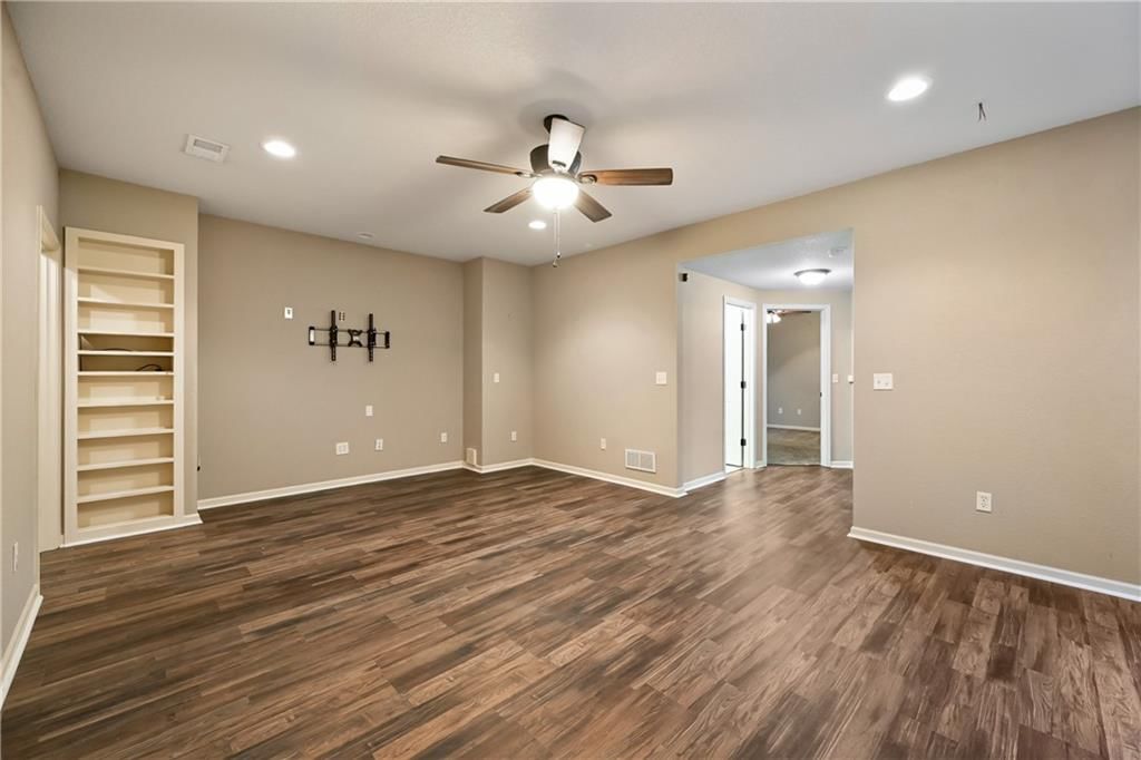34093 W 90th Circle — photo 15