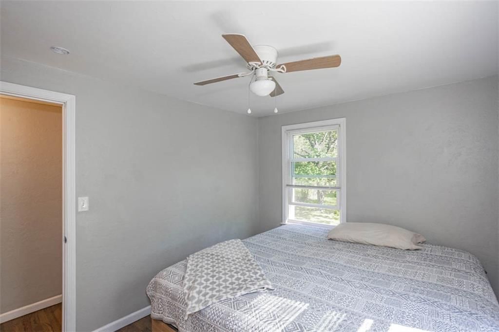 7801 Longwood Avenue — photo 20