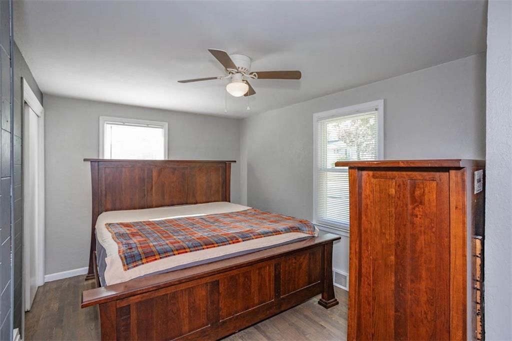 7801 Longwood Avenue — photo 24