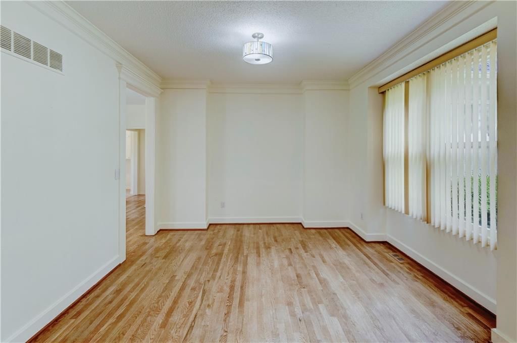 11512 SUMMIT Street — photo 5