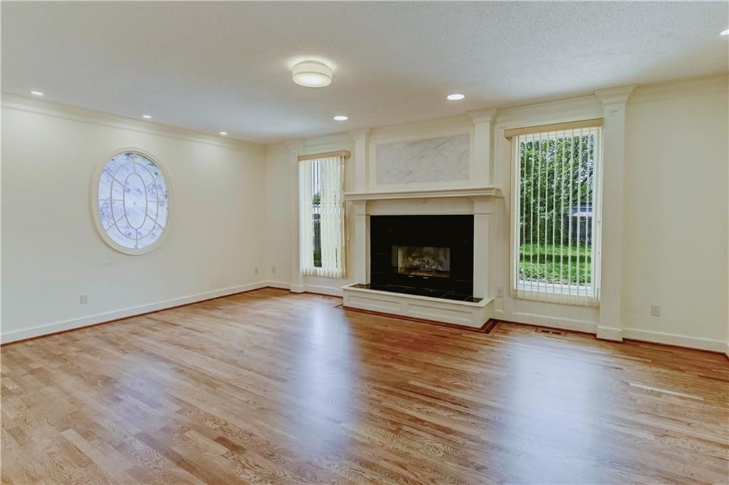 11512 SUMMIT Street — photo 11