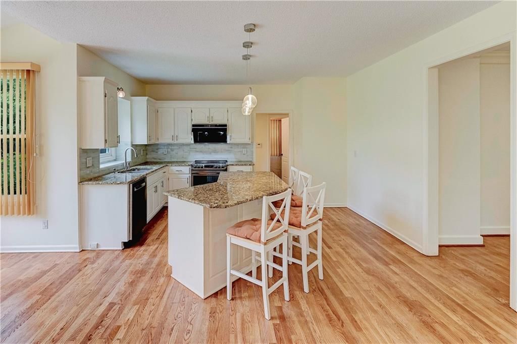 11512 SUMMIT Street — photo 20