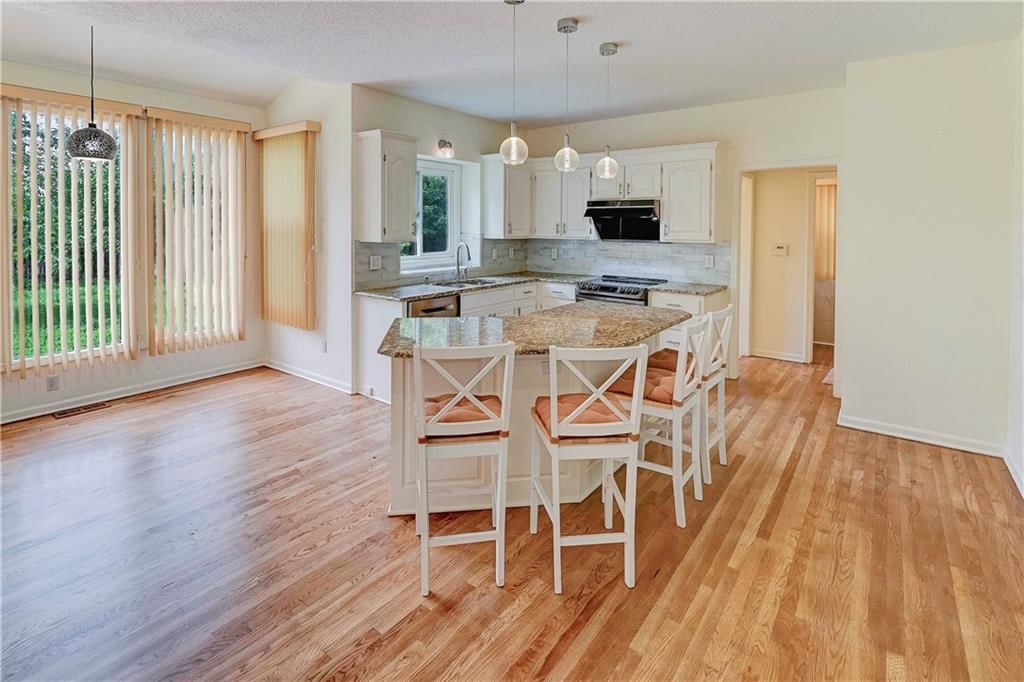 11512 SUMMIT Street — photo 21