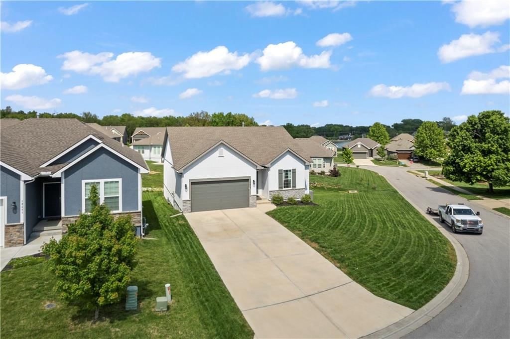 12477 Meadow Lane — photo 38
