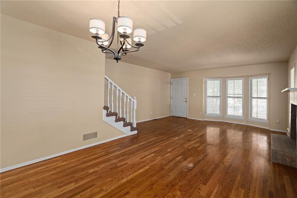 5109 W 62nd Street — photo 9