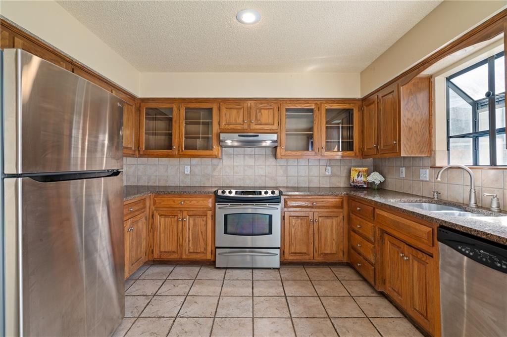 5109 W 62nd Street — photo 15