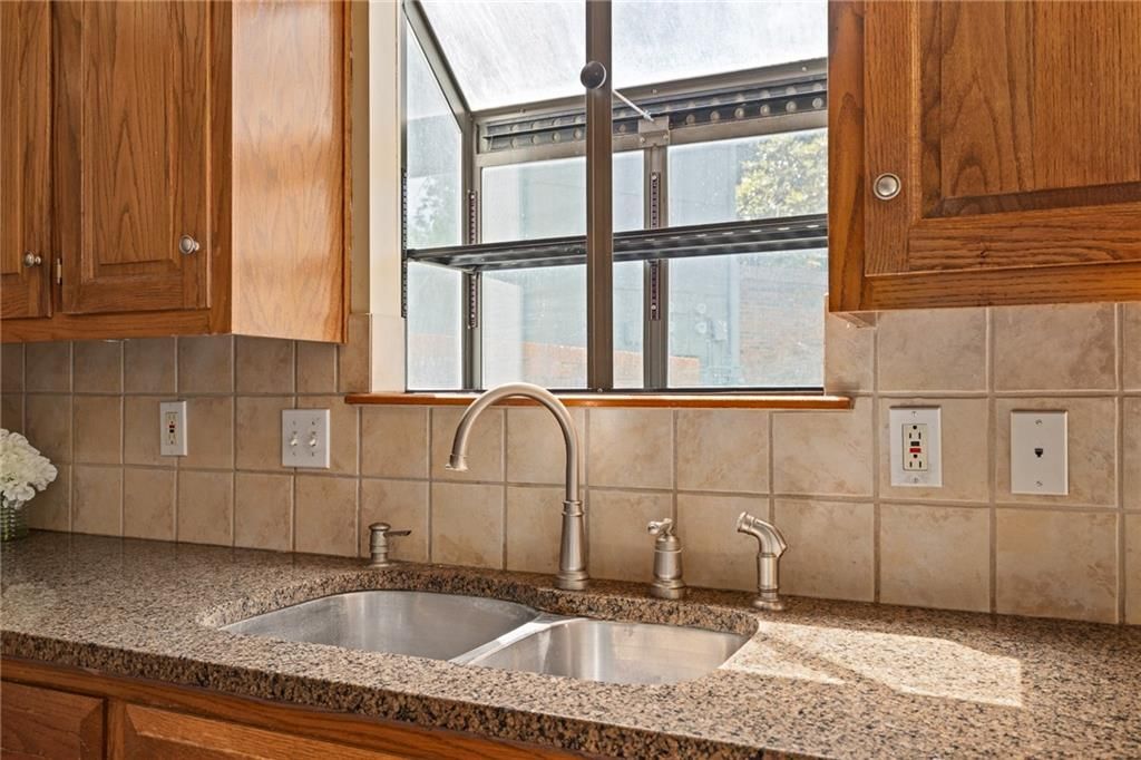 5109 W 62nd Street — photo 17