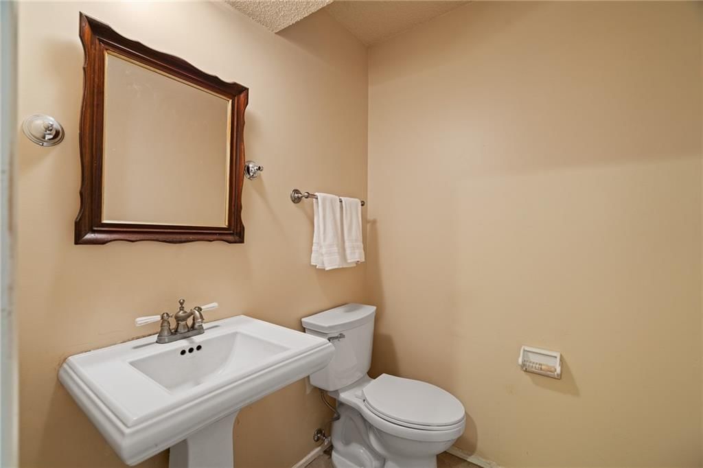 5109 W 62nd Street — photo 20