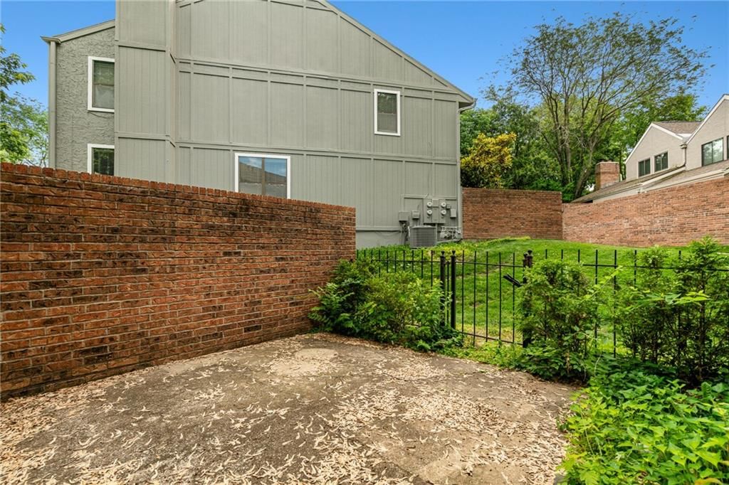 5109 W 62nd Street — photo 31