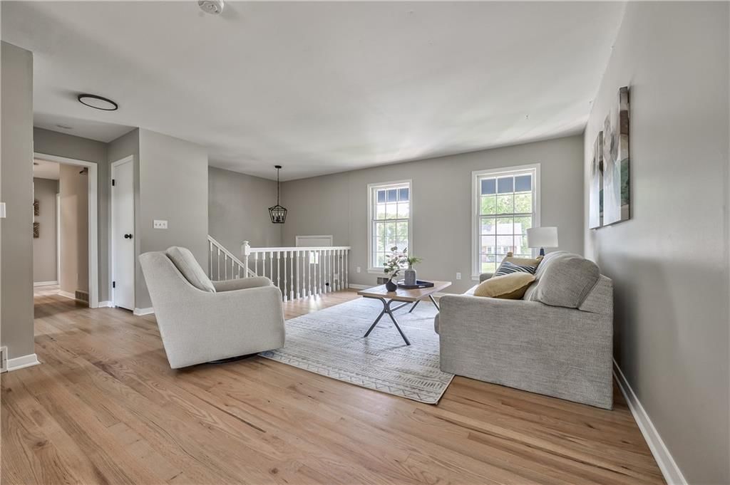 9724 W 91st Street — photo 5