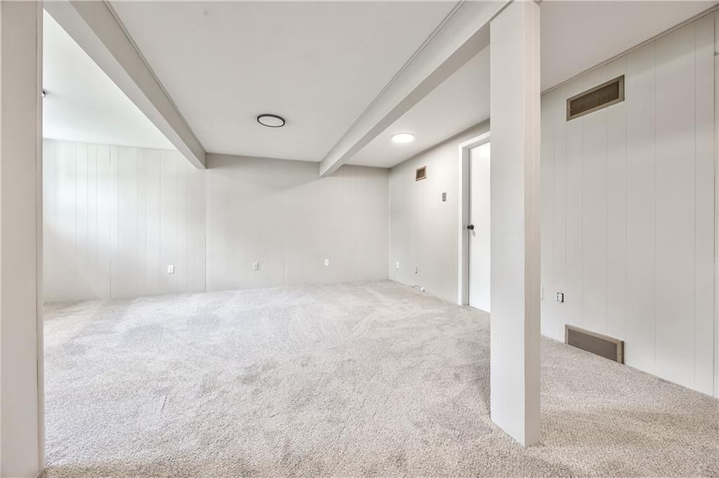 9724 W 91st Street — photo 25
