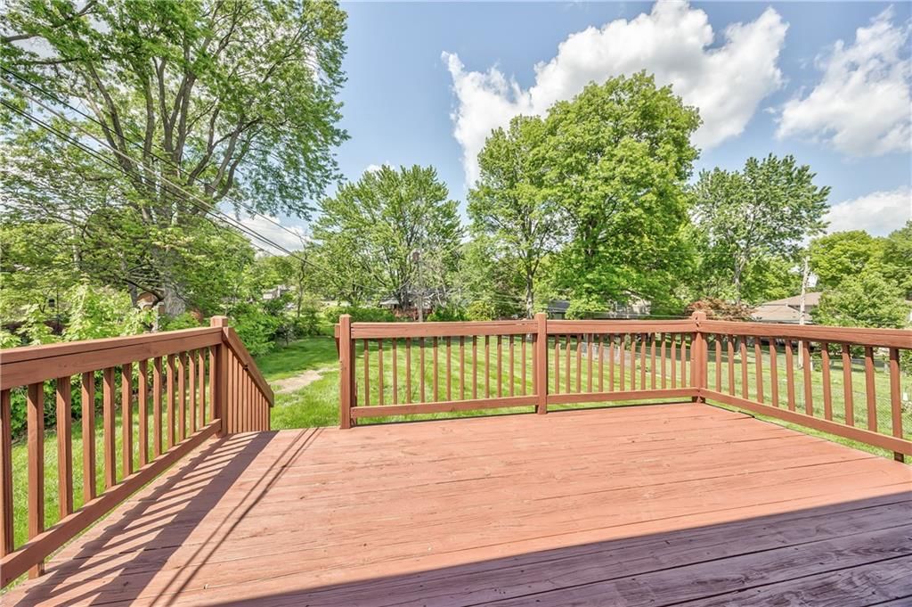 9724 W 91st Street — photo 30