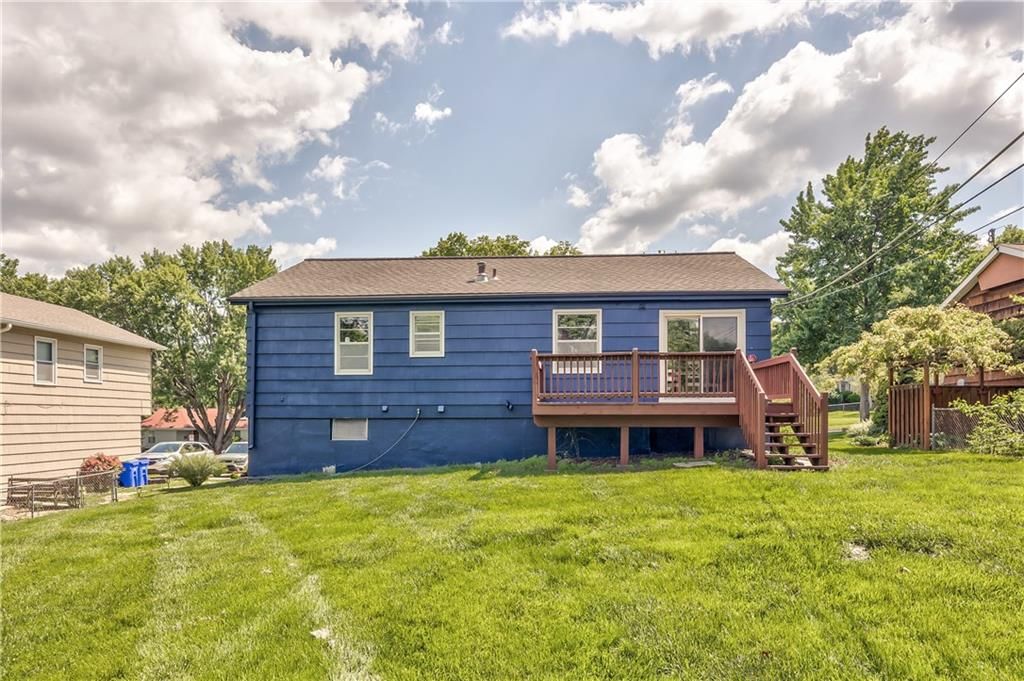 9724 W 91st Street — photo 31