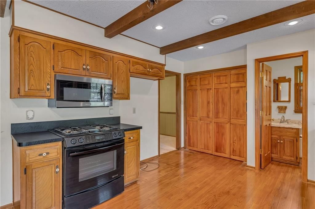 3500 SW Oak Parkway — photo 23