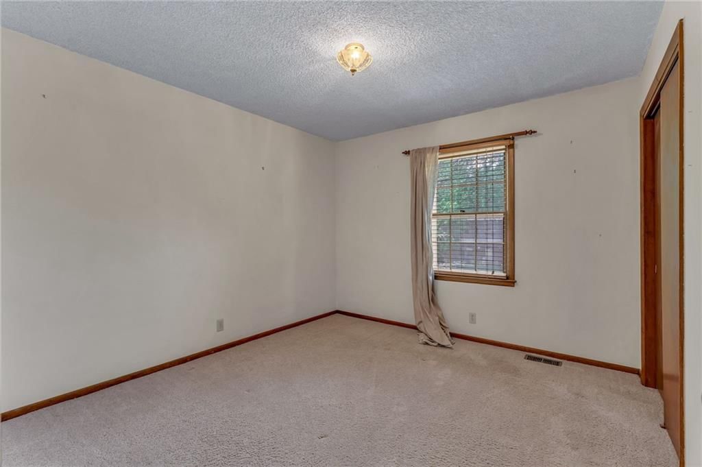 3500 SW Oak Parkway — photo 34