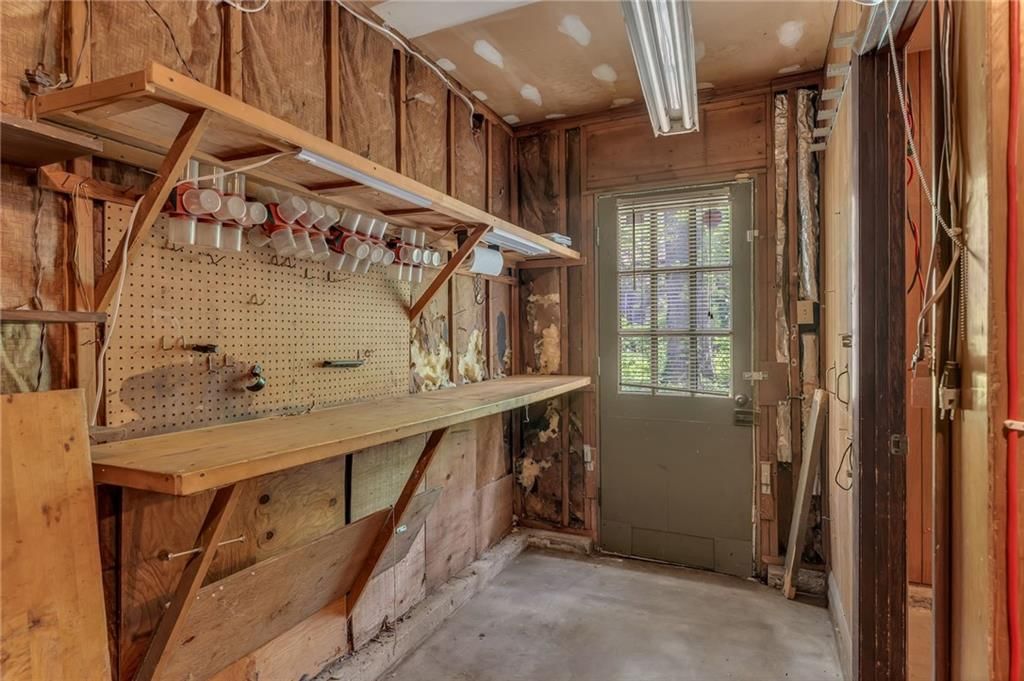 3500 SW Oak Parkway — photo 41