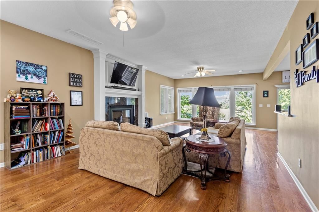 14 Emerald Shore Drive — photo 7