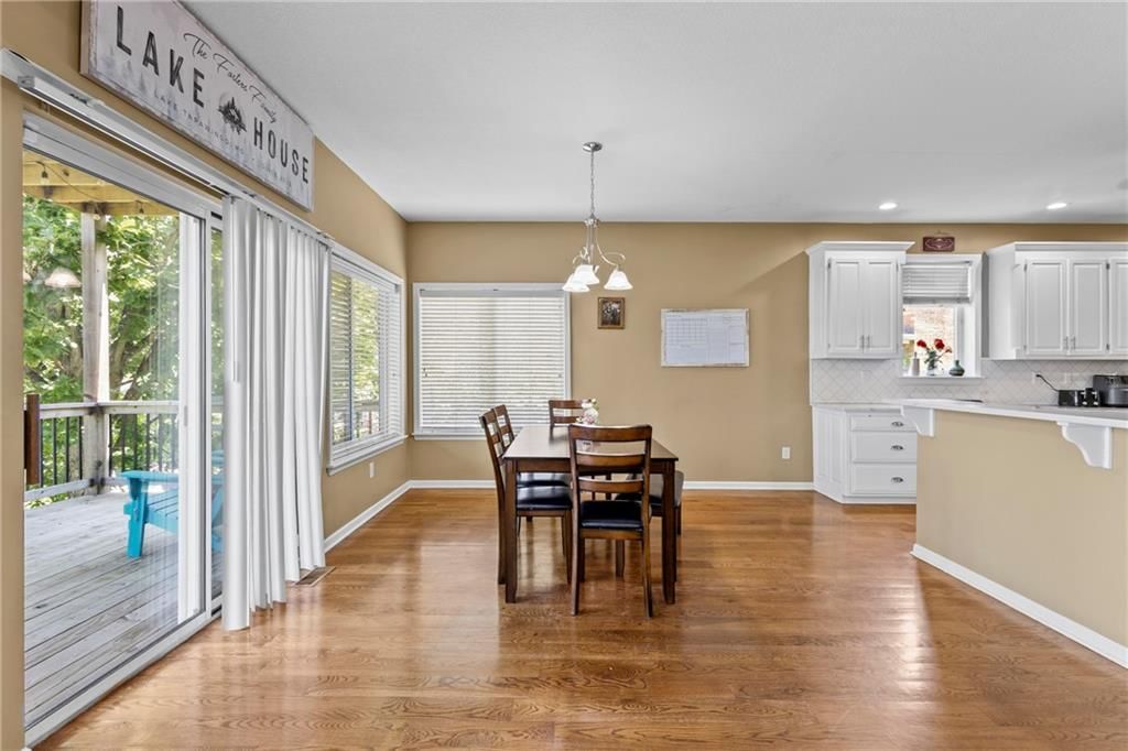 14 Emerald Shore Drive — photo 10