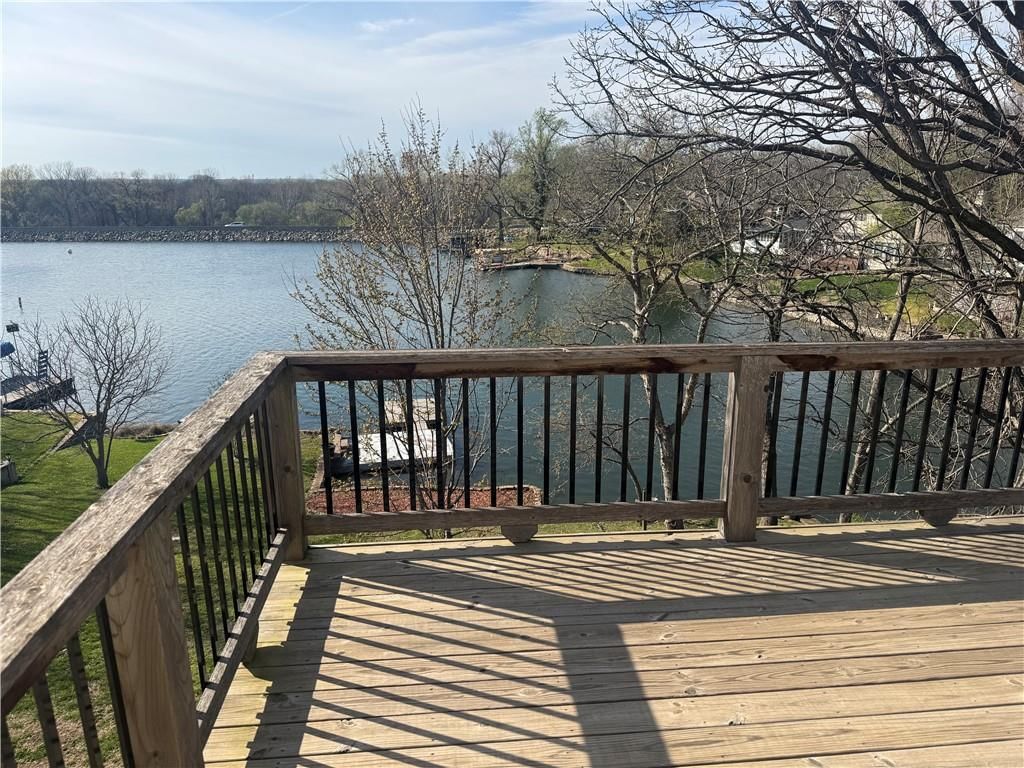 14 Emerald Shore Drive — photo 21