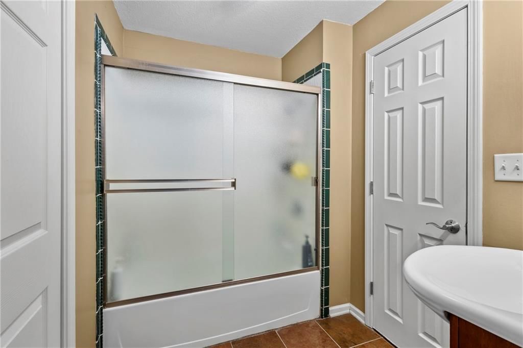 14 Emerald Shore Drive — photo 26