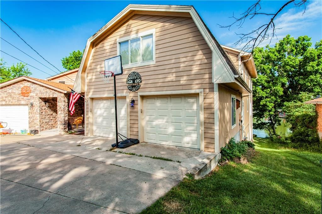 14 Emerald Shore Drive — photo 46