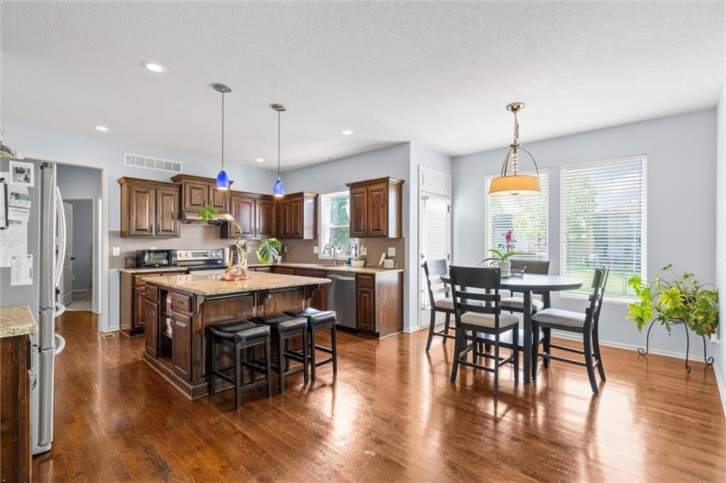 2455 W Concord Drive — photo 9