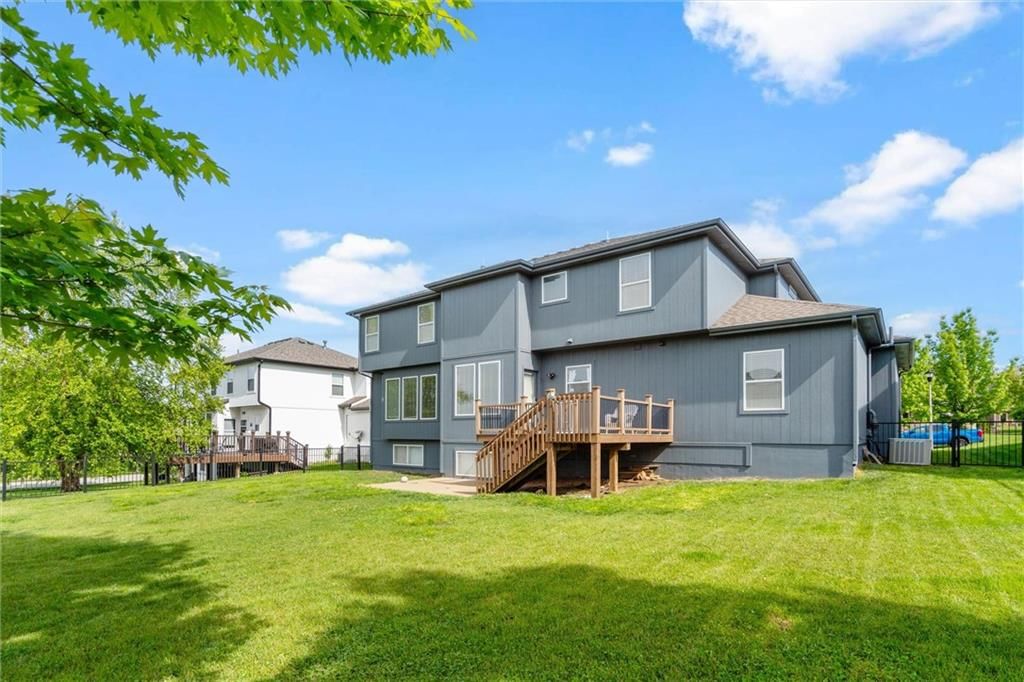 2455 W Concord Drive — photo 40