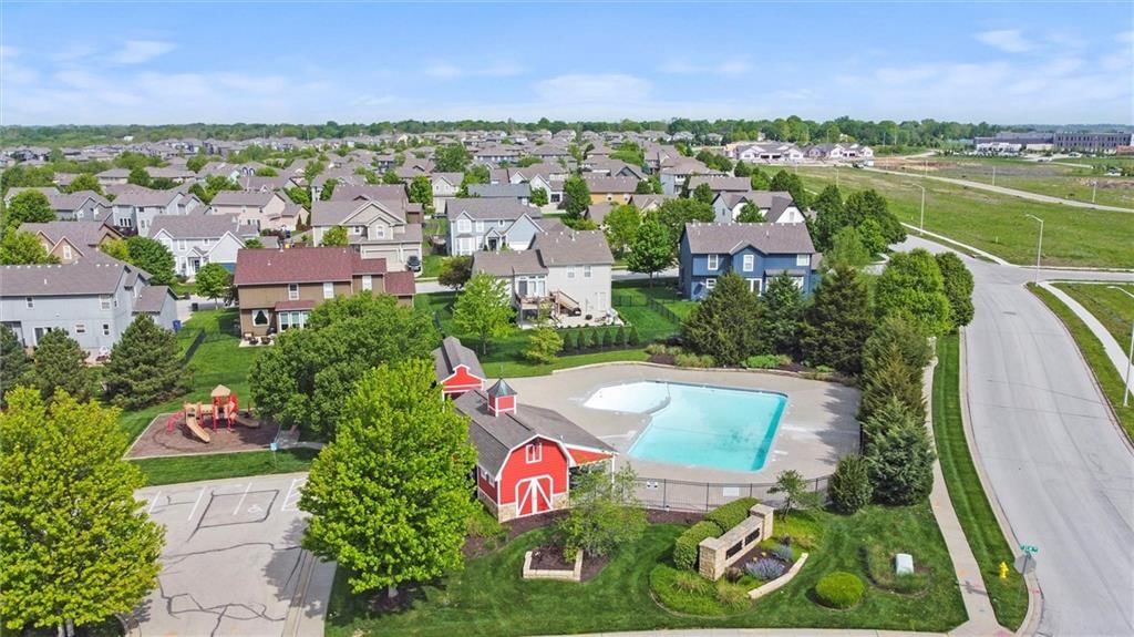 2455 W Concord Drive — photo 43