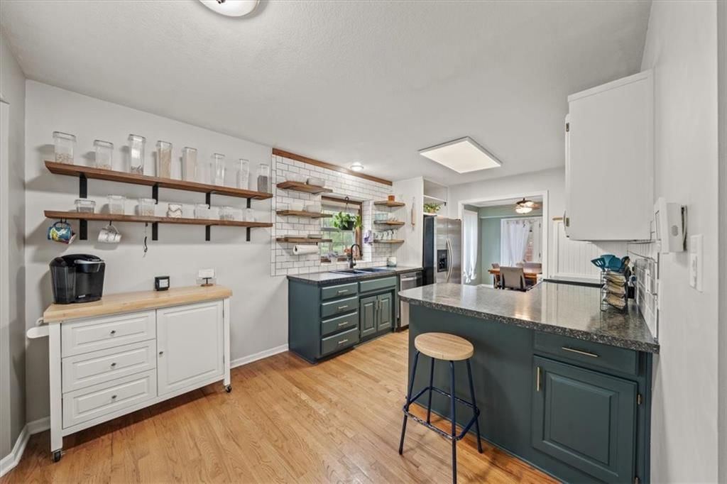 2108 Sunset Circle — photo 10