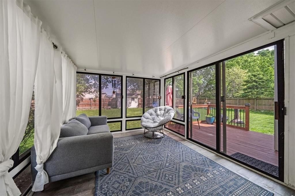2108 Sunset Circle — photo 26