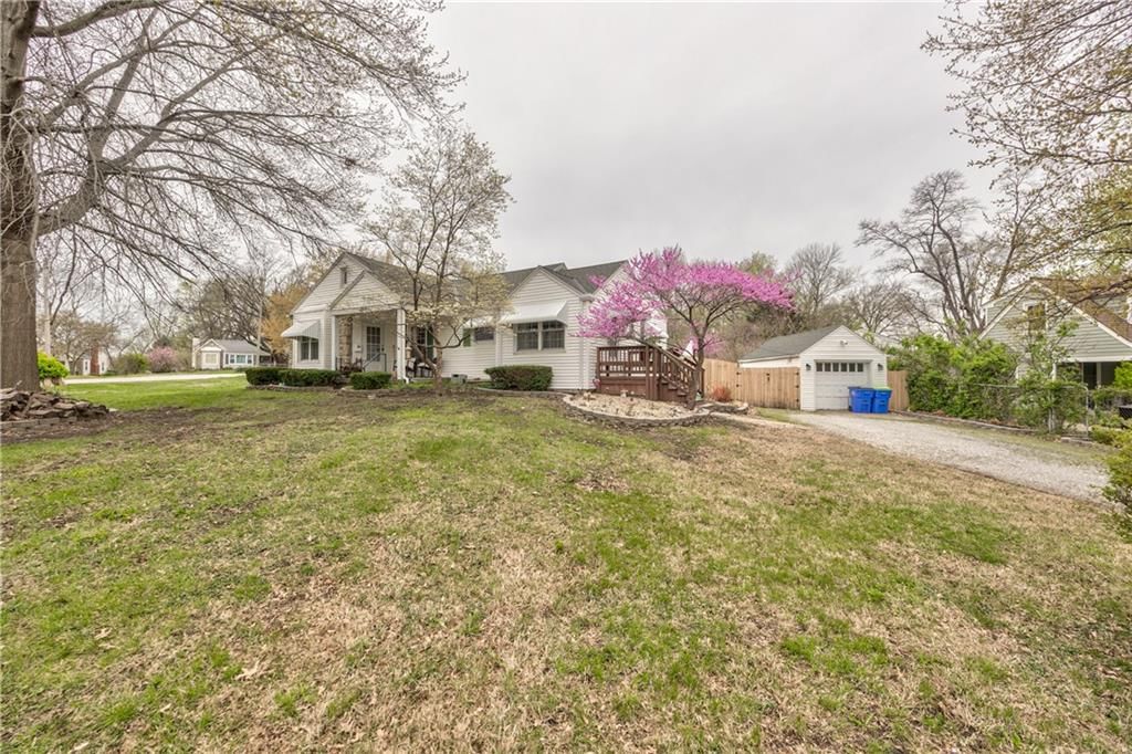6810 Hawthorne Avenue — photo 5