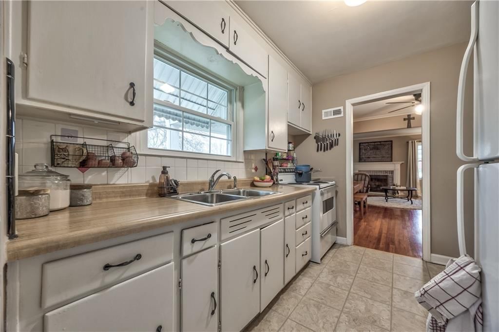 6810 Hawthorne Avenue — photo 16