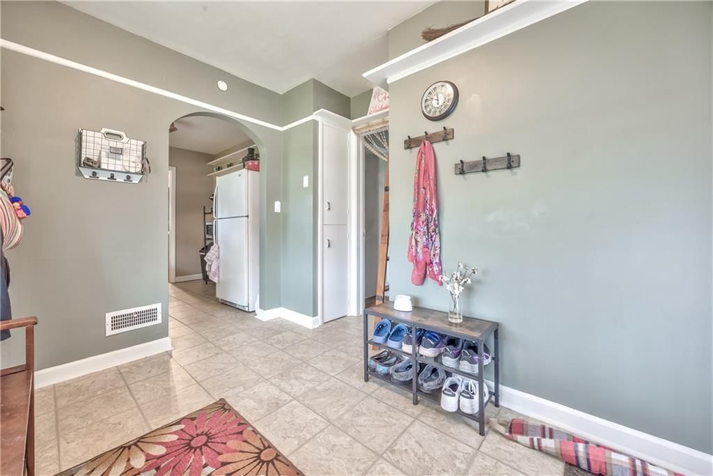6810 Hawthorne Avenue — photo 24