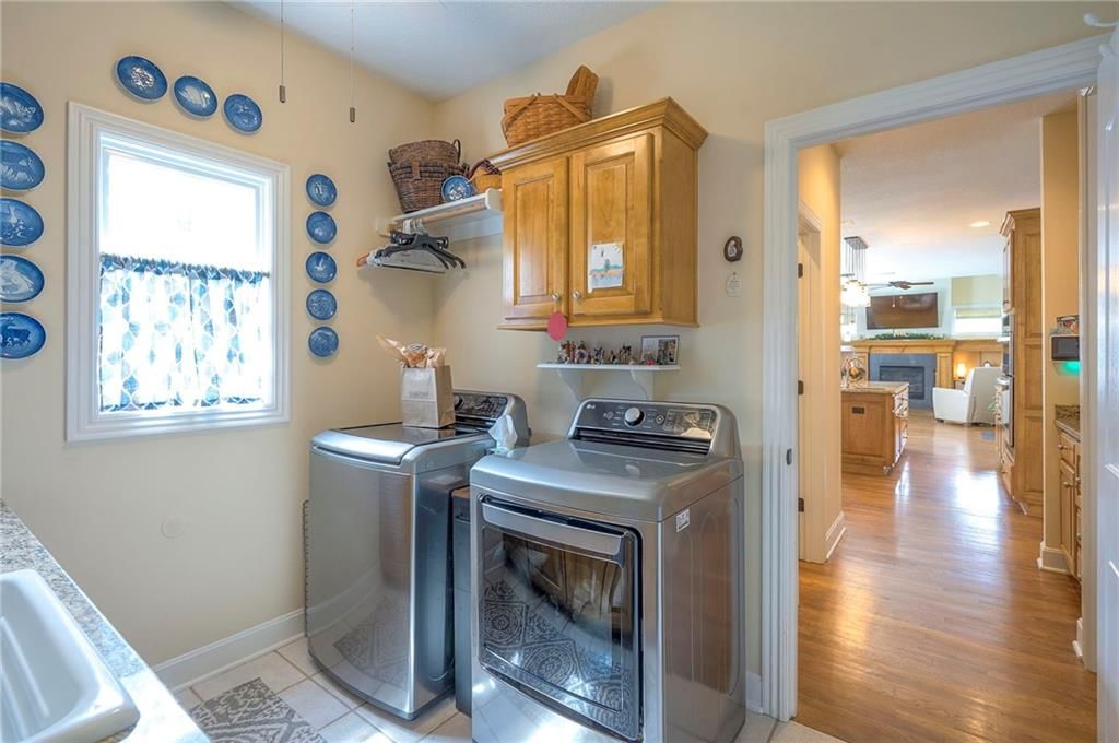 2945 W 143rd Terrace — photo 26