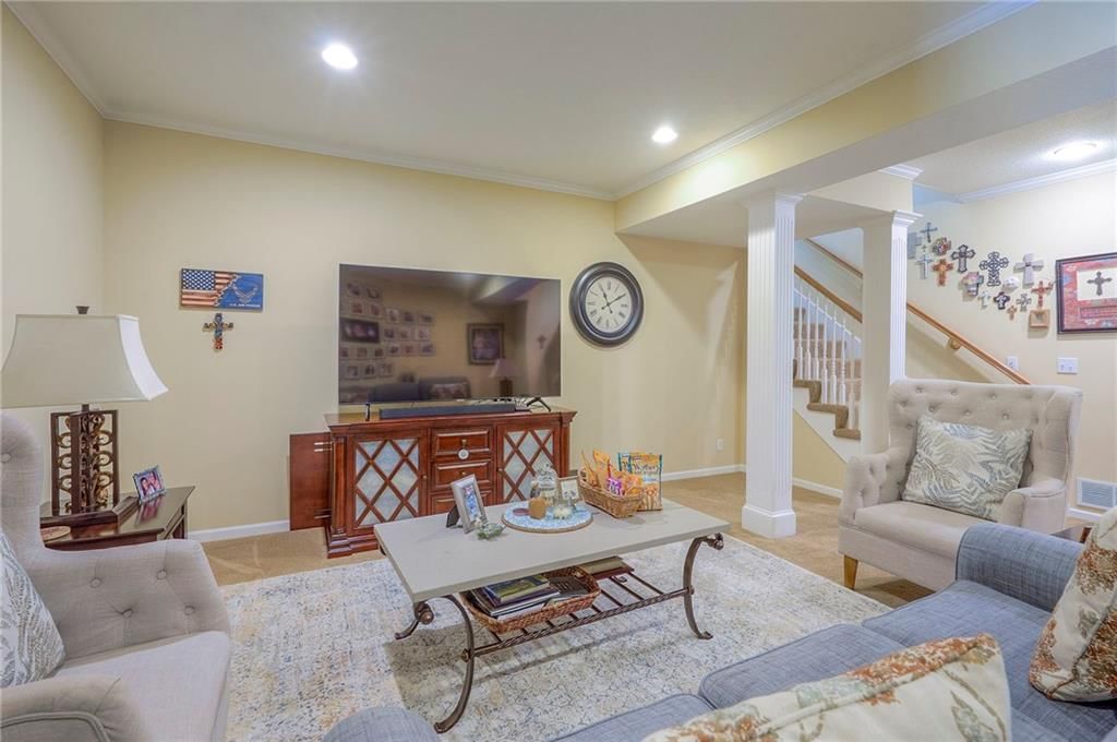 2945 W 143rd Terrace — photo 38