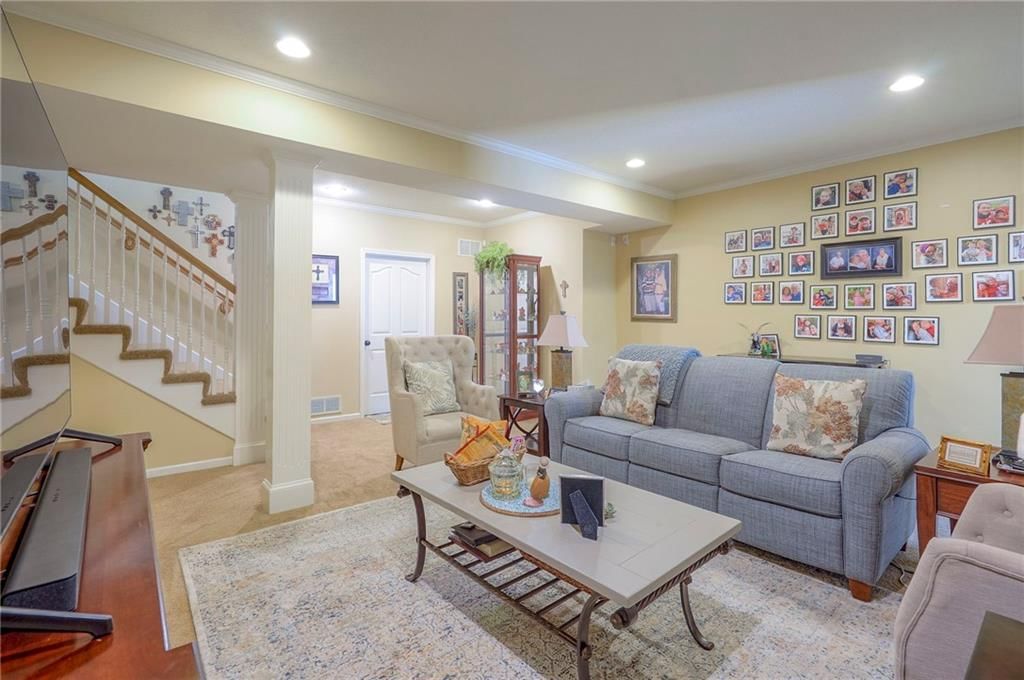 2945 W 143rd Terrace — photo 39