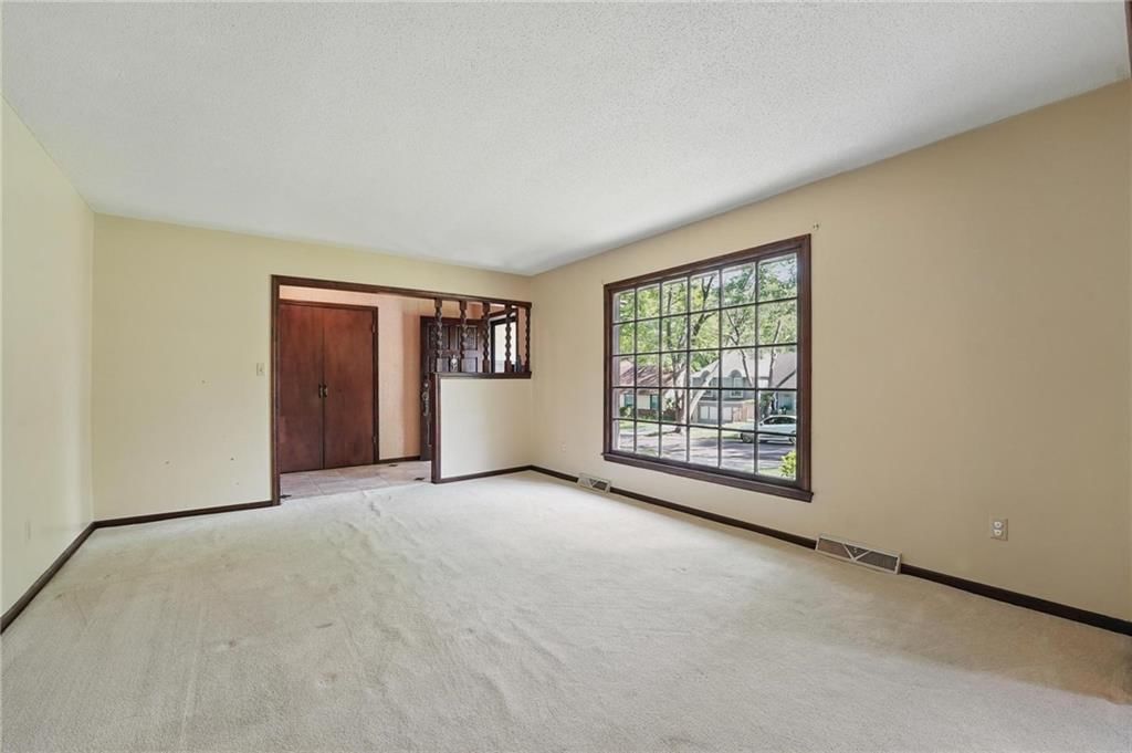 10624 W 99th Street — photo 8