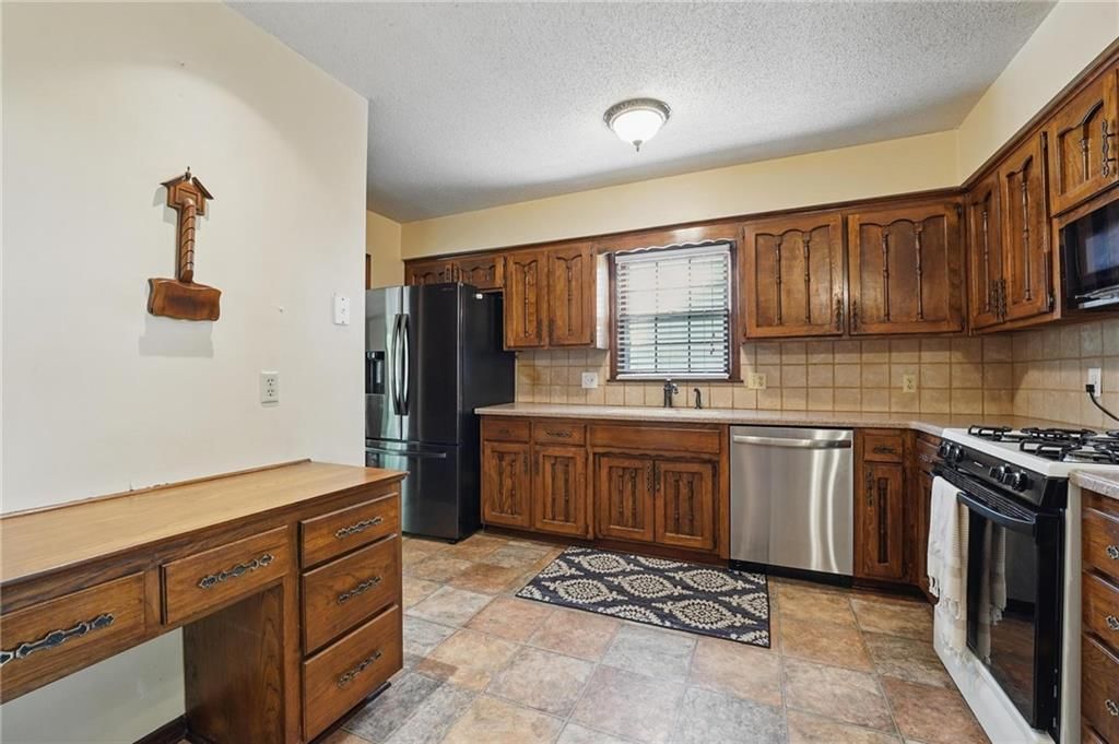 10624 W 99th Street — photo 18