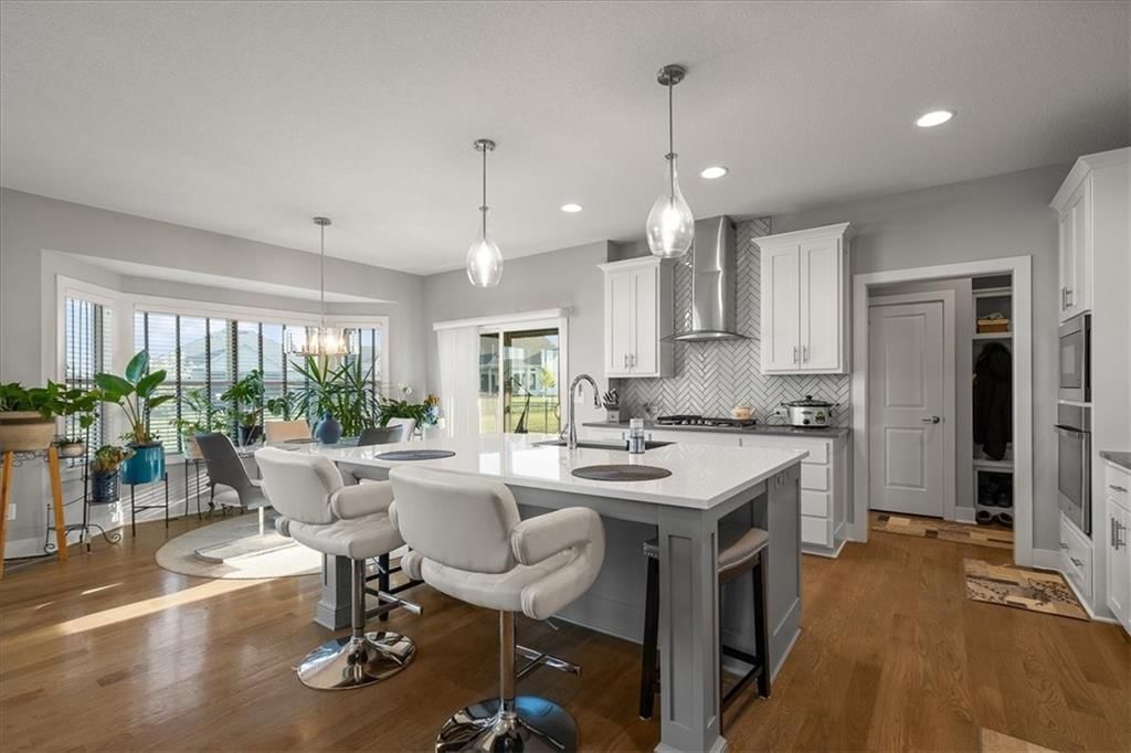 Photo 13 of 41 - 4234 Lakeview Terrace