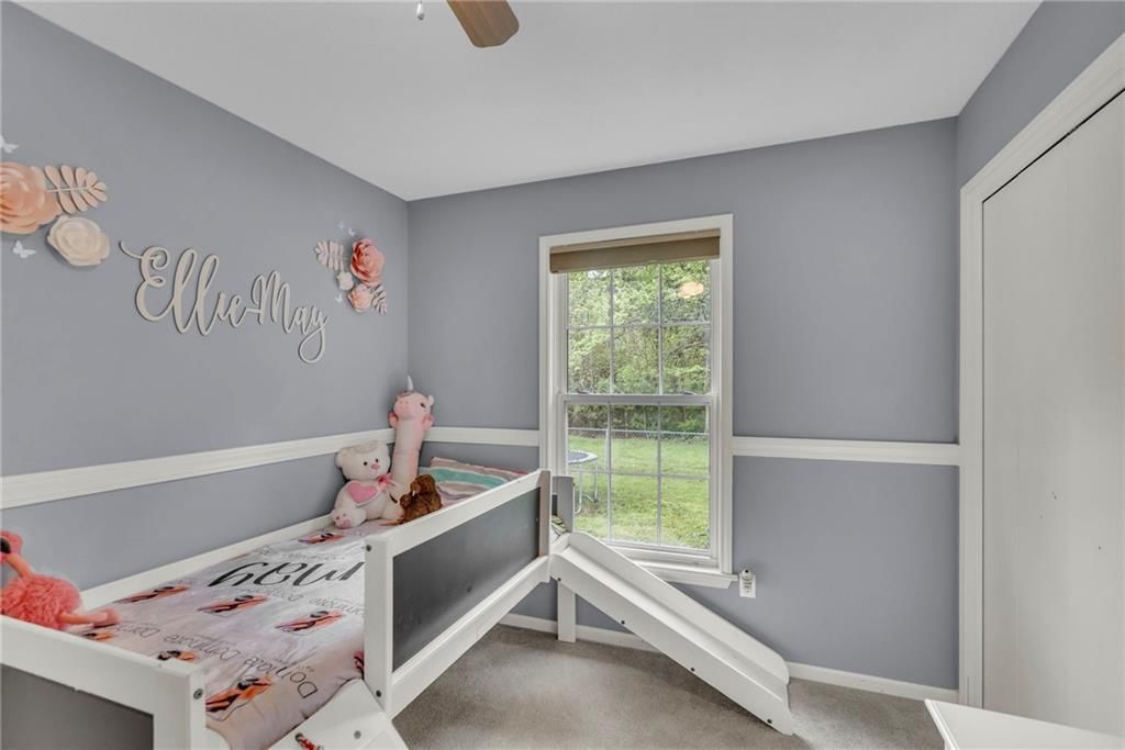 703 Oakwood Street — photo 24