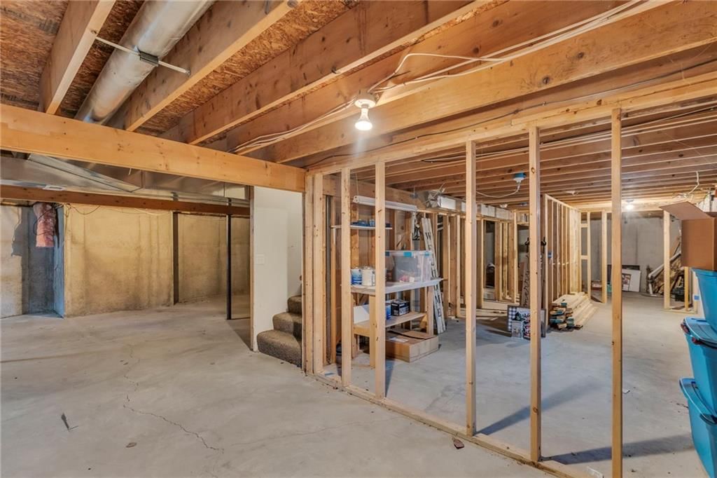 703 Oakwood Street — photo 29