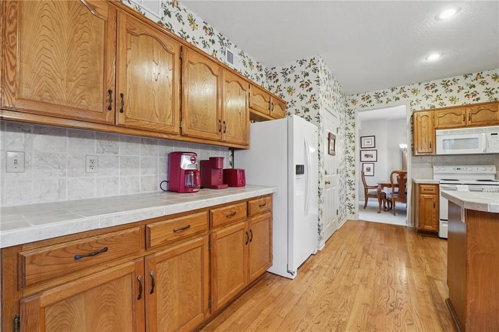 607 E 122nd Street — photo 13