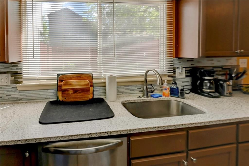 10929 McKinley Drive — photo 14