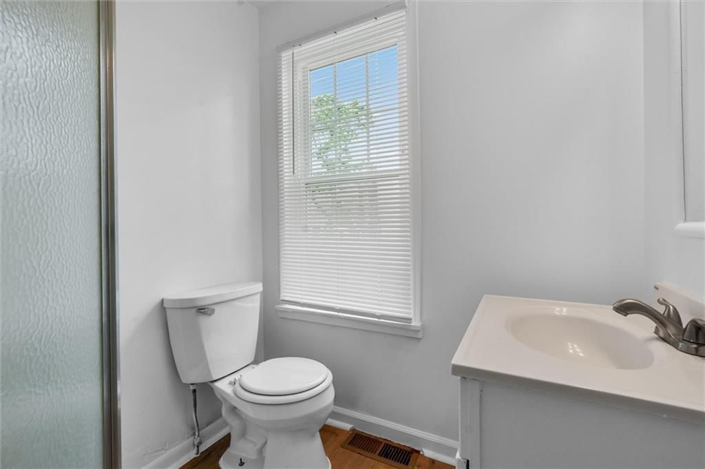 903 W Mechanic Street — photo 12
