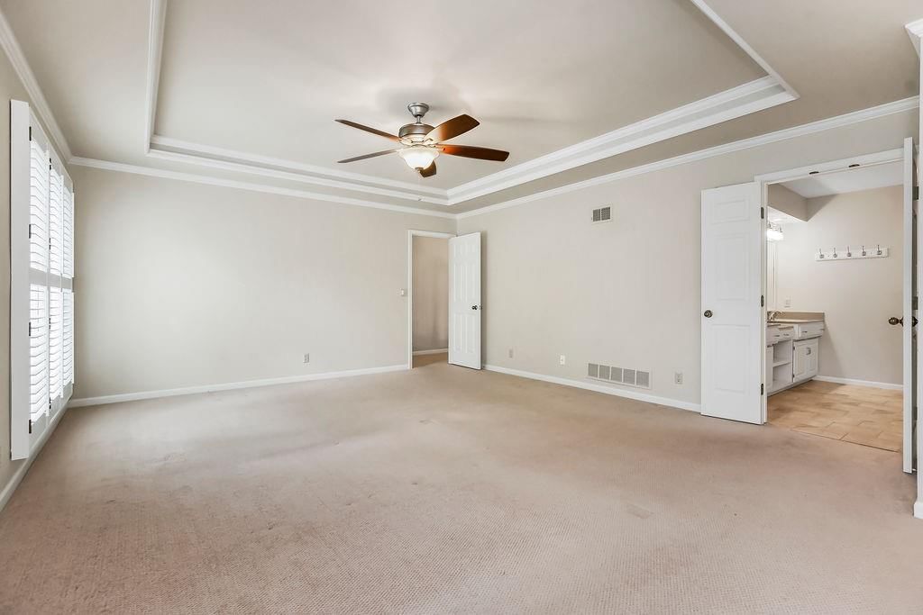 12912 Woodson Street — photo 23