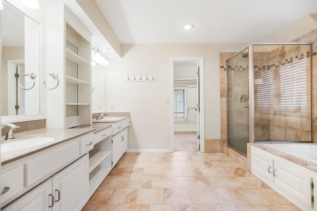 12912 Woodson Street — photo 24