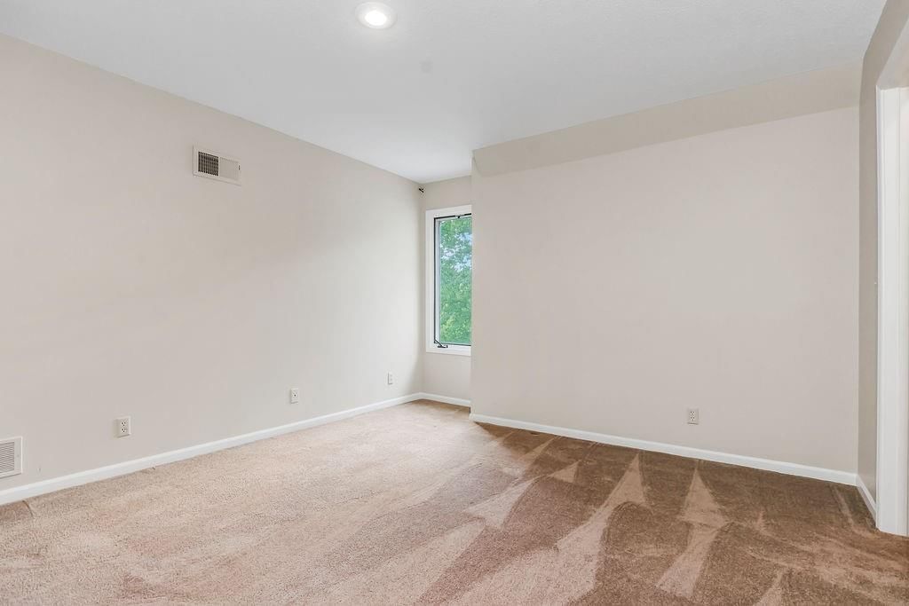 12912 Woodson Street — photo 30