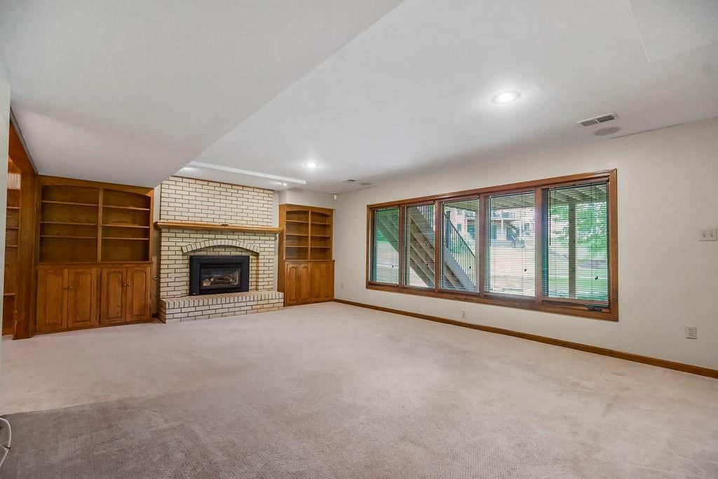 12912 Woodson Street — photo 33
